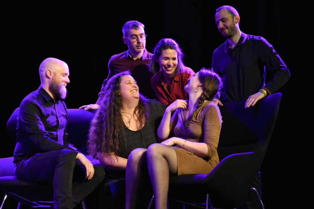 Improvisation théâtrale